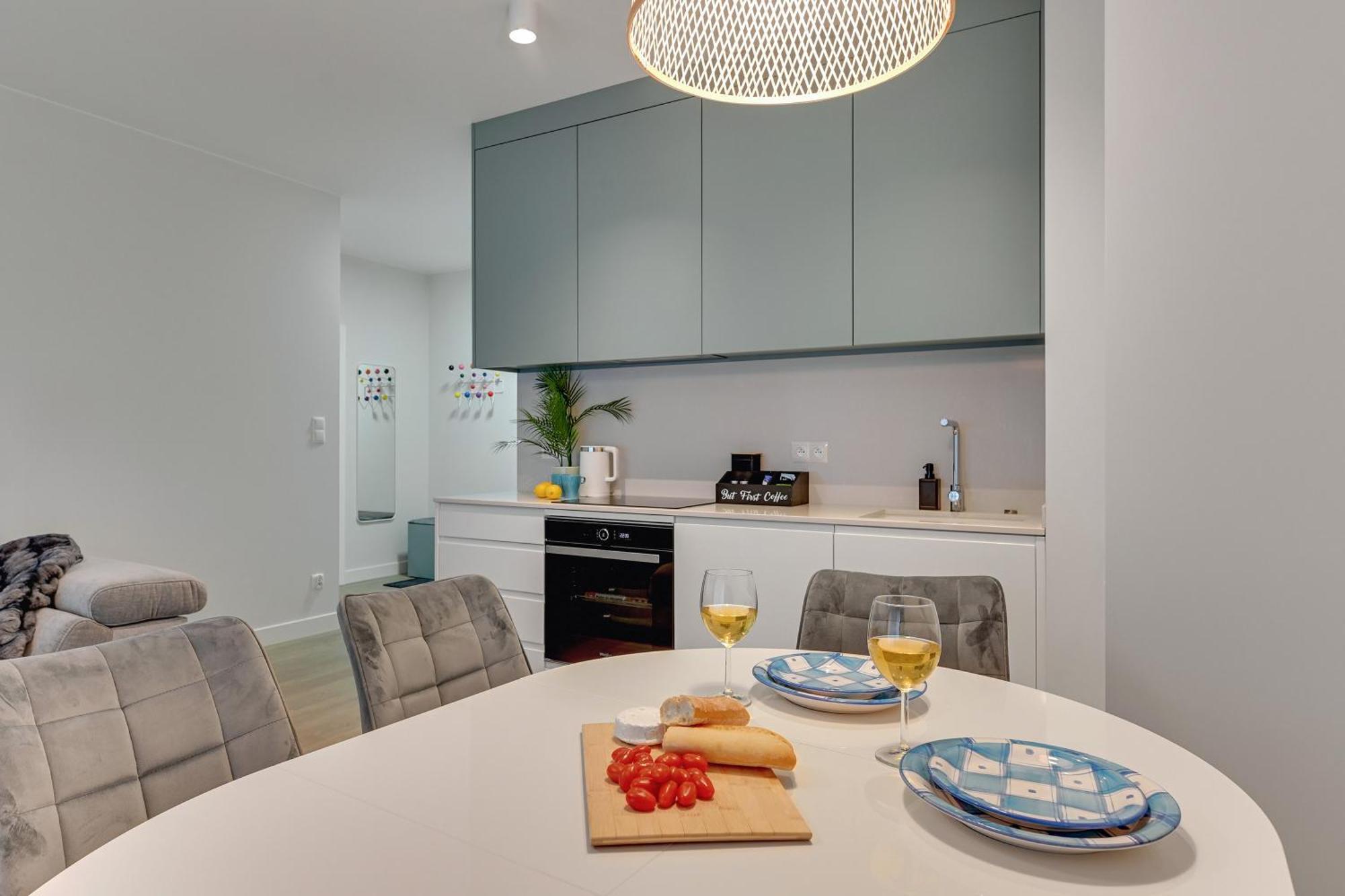 Scala City Center Apartments With Parking By Lion Apartments Gdansk Exterior photo
