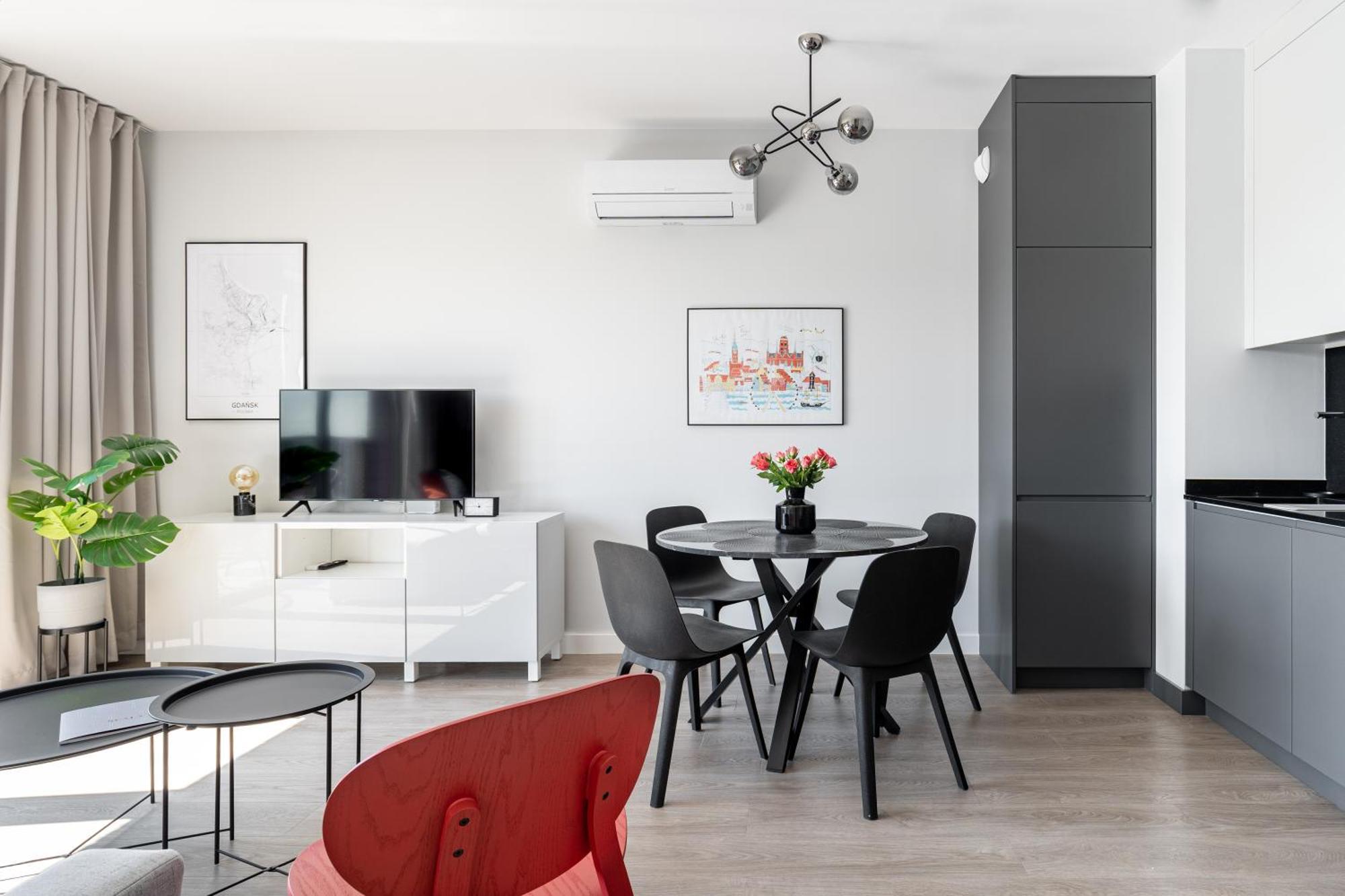 Scala City Center Apartments With Parking By Lion Apartments Gdansk Exterior photo